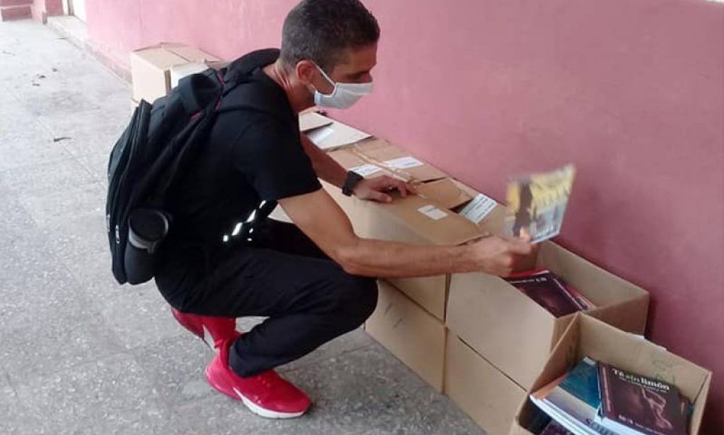Liudys Carmona Cala&ntilde;a, la Rep&uacute;blica Po&eacute;tica y libros para lectores en aislamiento 2