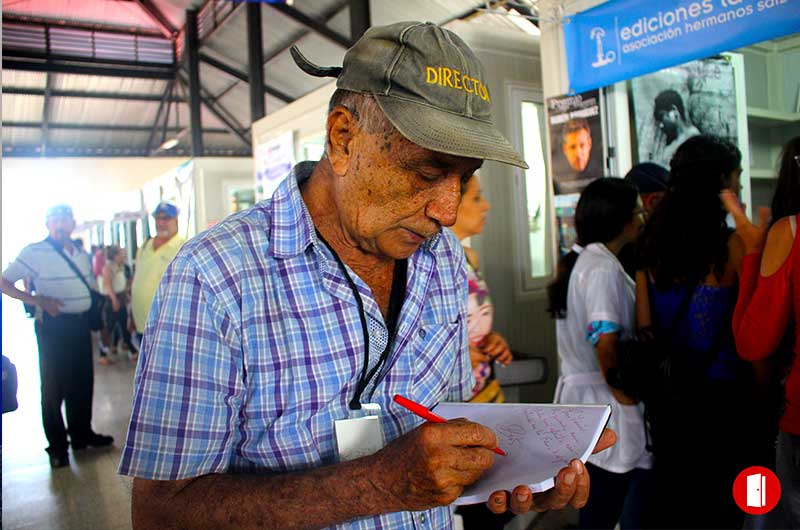 Delfín Prats en la intensa luz de la poesía Delfín Prats en la intensa luz de la poesía