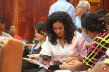 Roxana-leyendo