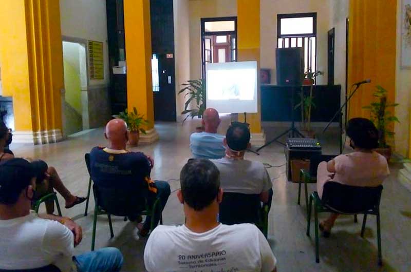 Matutino especial por el Día de la Rebeldía Nacional en el Instituto Cubano del Libro