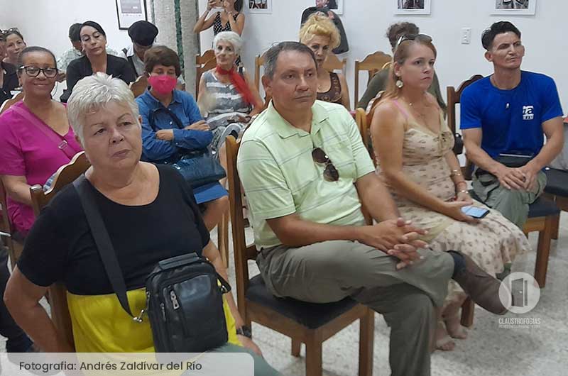 Fundada la Escuela de Poesía Delfín Prats, Filial Holguín del Movimiento Poético Mundial
