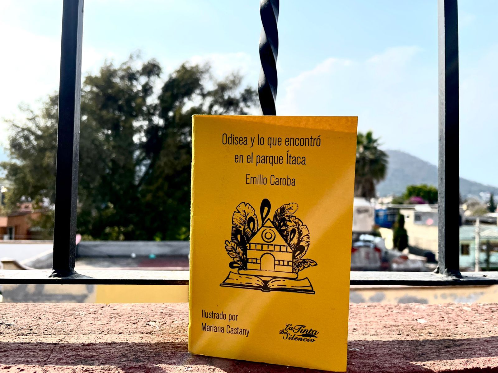 Odisea y lo que encontró en el parque Ítaca, novela de Emilio Caroba