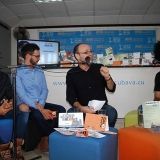 Versos escuchados a toda luz
