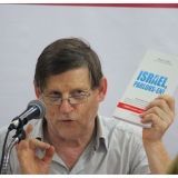 El libro es una mercancía altamente ideológica